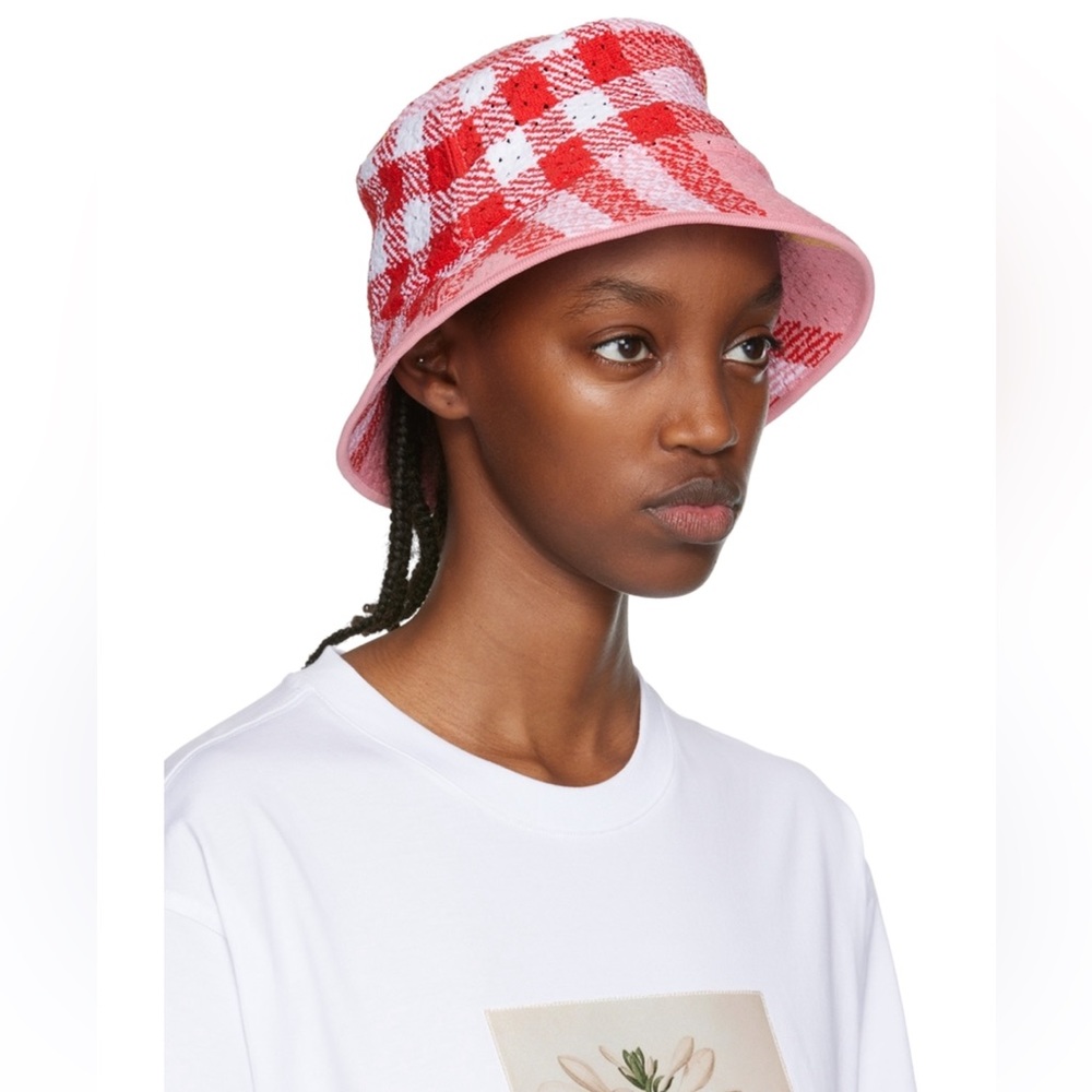 NEW Burberry Knitted Check Bucket Hat, Pink IP Check, Size L, New with Tag $890 - Picture 2 of 8